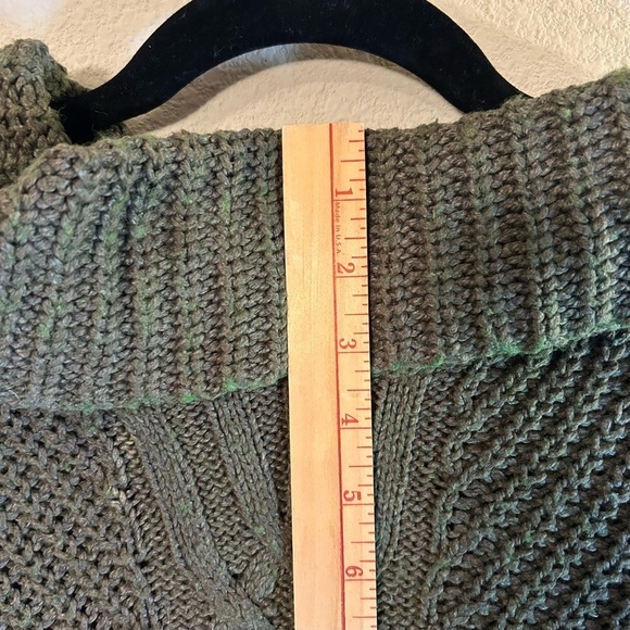 Lands End W Medium CableKnit Baggy Green Cowlneck Fisherman Boyfriend Sweater - Picture 8 of 16